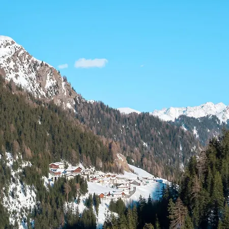 Piz Munschuns - Six100 Apartment *